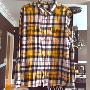 NWOT. Old Navy soft, warm plaid button down shirt.